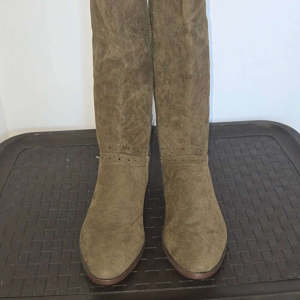 Etc! Olive Green Faux Suede Tall Whipstitch Tassel Boots W23870 Womens 7/8